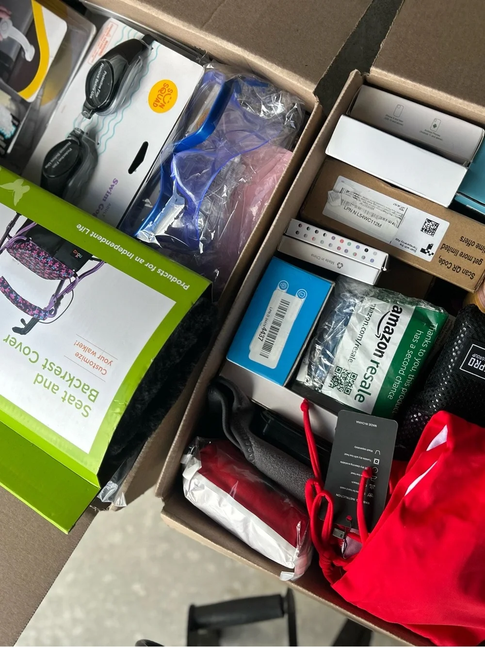 180 Large box Amazon Walmart TJ max marshal Target return LIQUIDATION MYSTERY - Picture 9 of 14